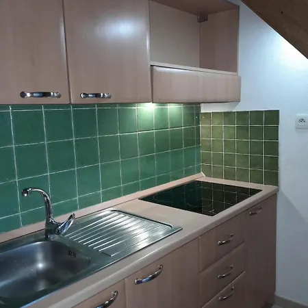 Lägenhet Jardin De La Linguizzetta